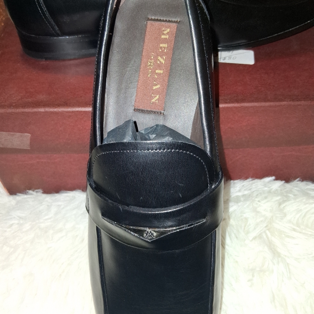 Mezlan Black Leather Loafers Sleek Slip-On Design Size 12 M. New In Box